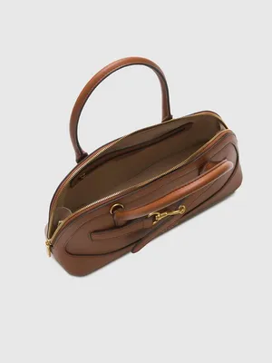 From Classics to Statement Pieces: Women's Handbags Worth Adding to Your Wardrobe